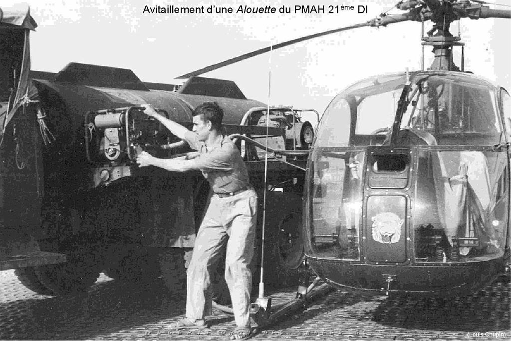 129-AERODROMES-ET-BASES-1945-1962-1-BATNA BA 143 (19).jpg